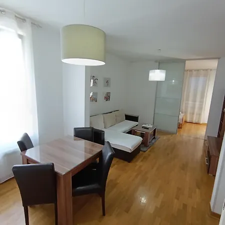 Tifani Belville Appartement *